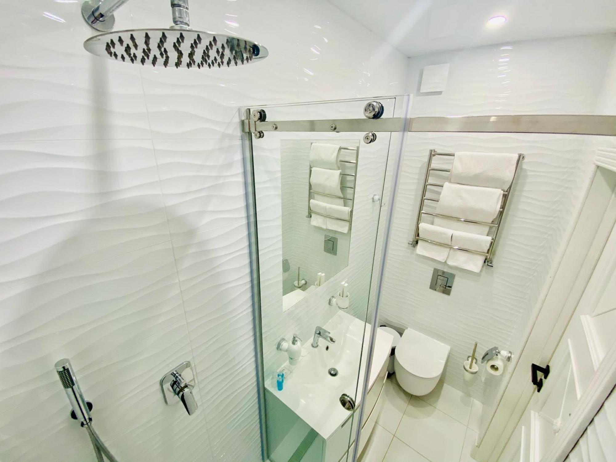 Кращі Панорамні Квартири Skyhouse В Центрі Вінниці Безключовий Доступ! Vinnytsia Ngoại thất bức ảnh