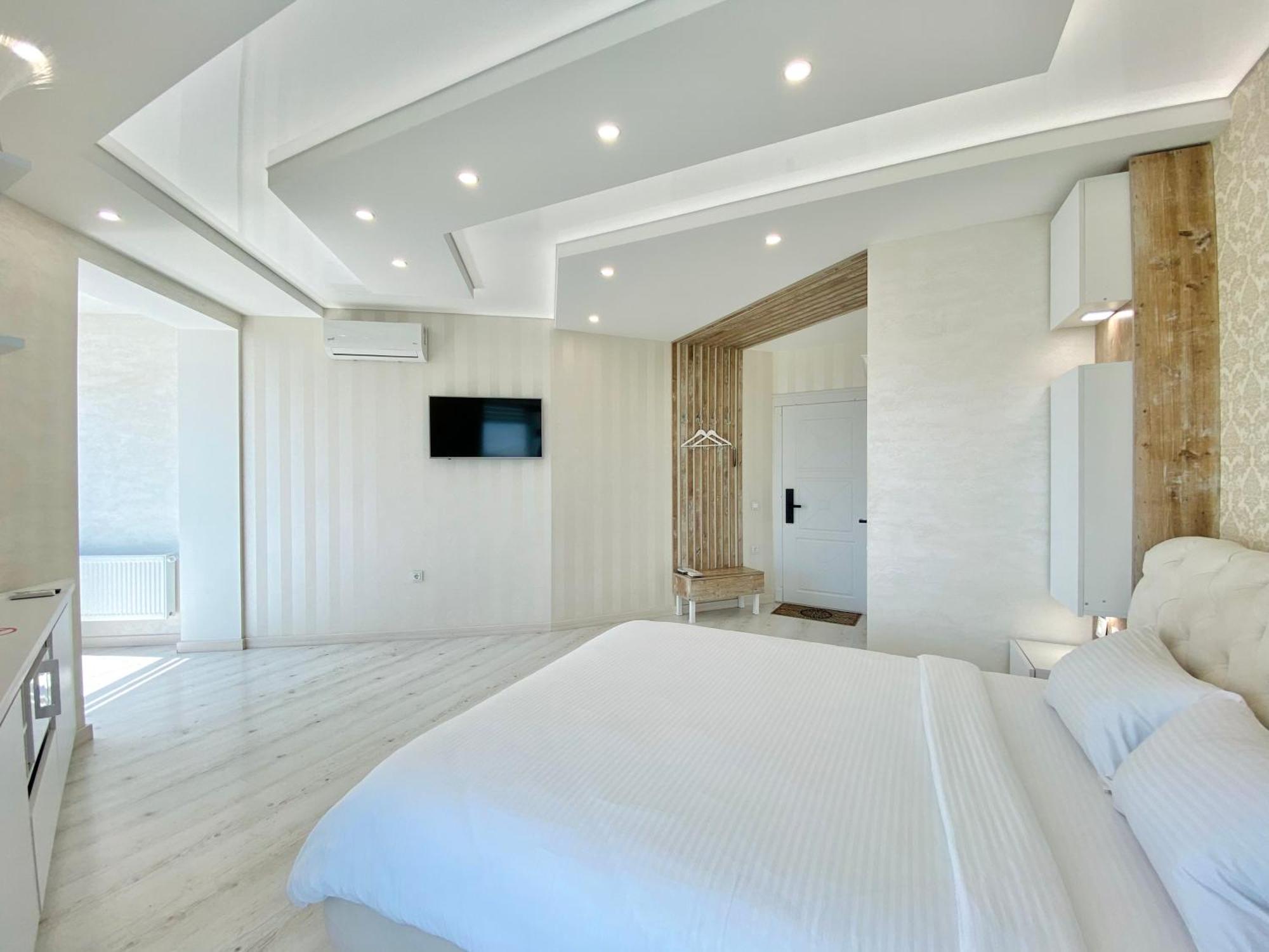 Кращі Панорамні Квартири Skyhouse В Центрі Вінниці Безключовий Доступ! Vinnytsia Ngoại thất bức ảnh
